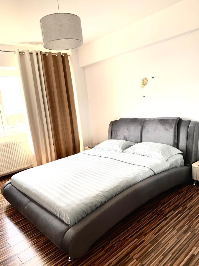 Sunny Central Apartments Szucsáva Kültér fotó